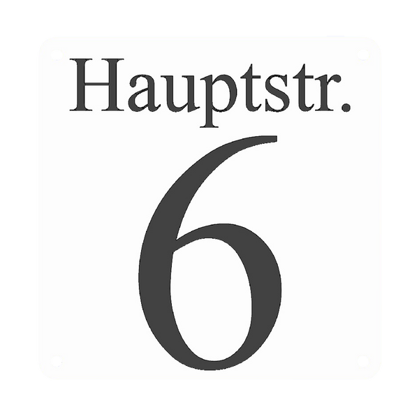 Hausnummernschild mit Nummer und Straße